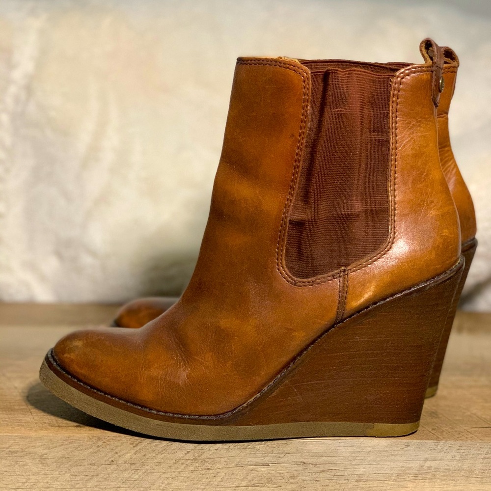 Lucky Brand women’s wedge booties